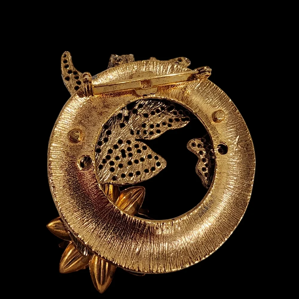 Vintage filigree brooch pin black gold flower leaf gold tone  A0220